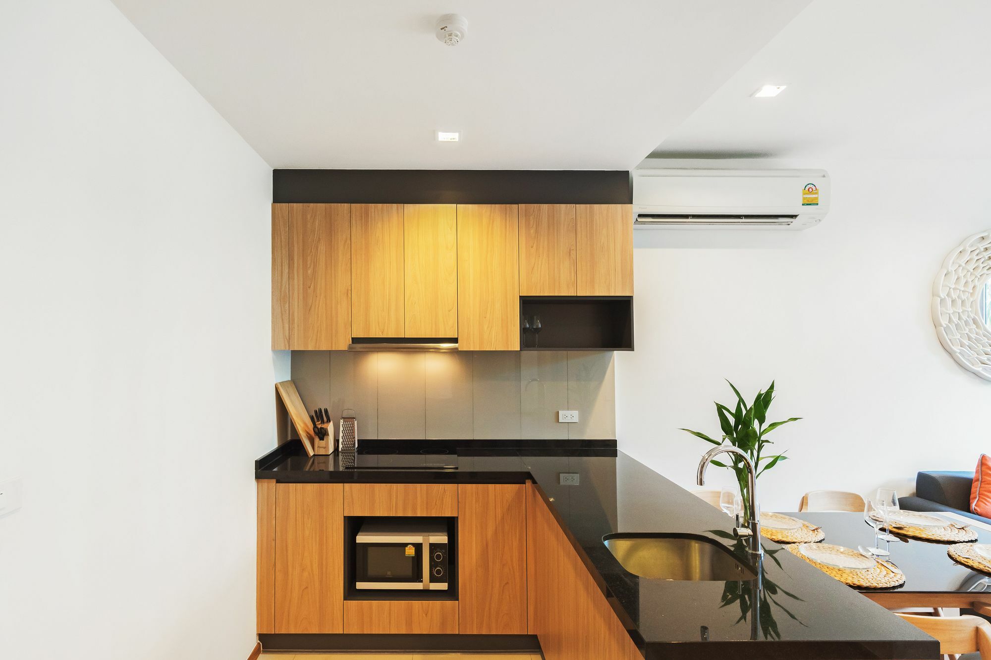 Hasu Haus By Favstay Banguecoque Exterior foto